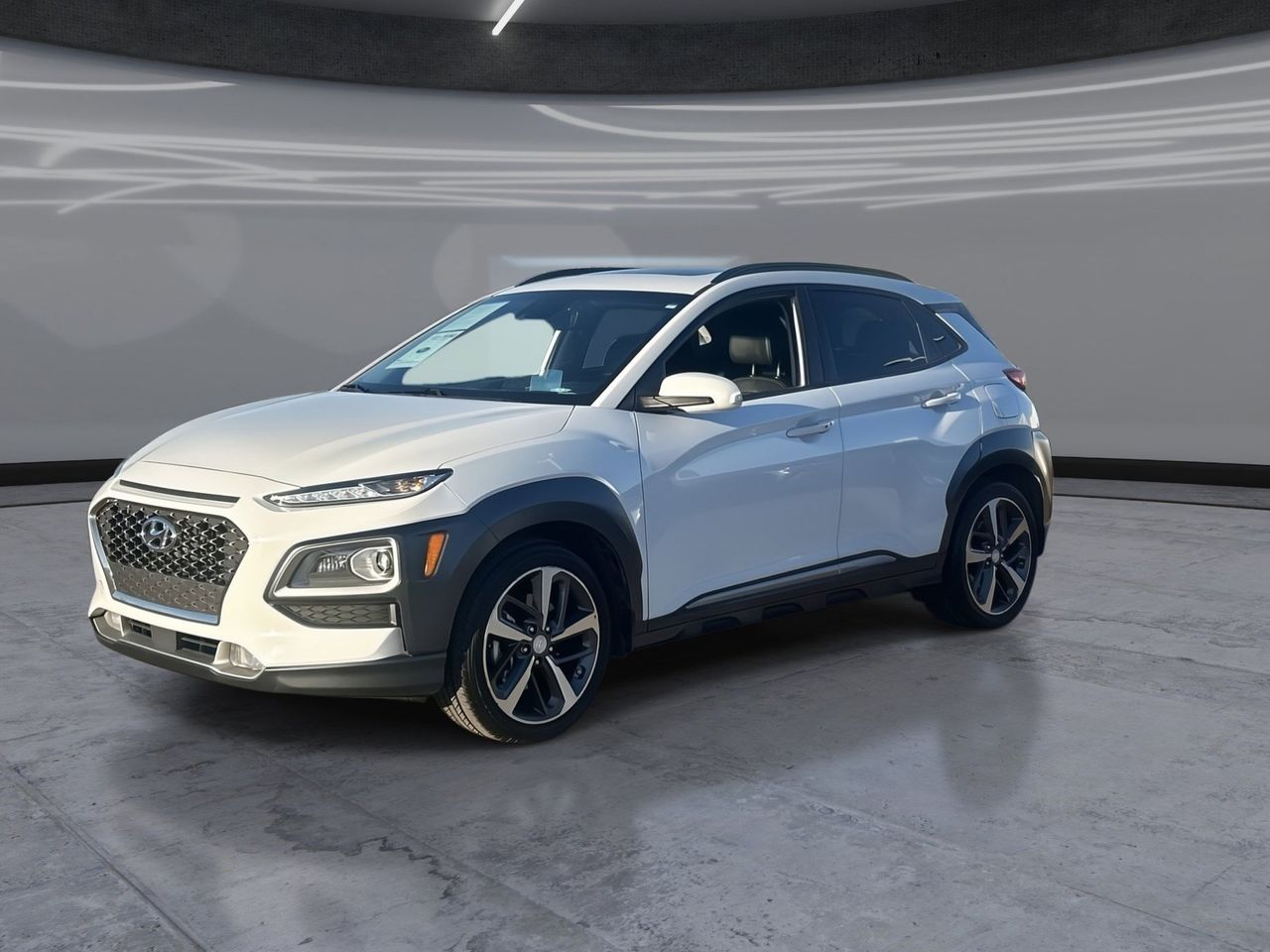 Used 2019 Chalk White Hyundai Ultimate image 3