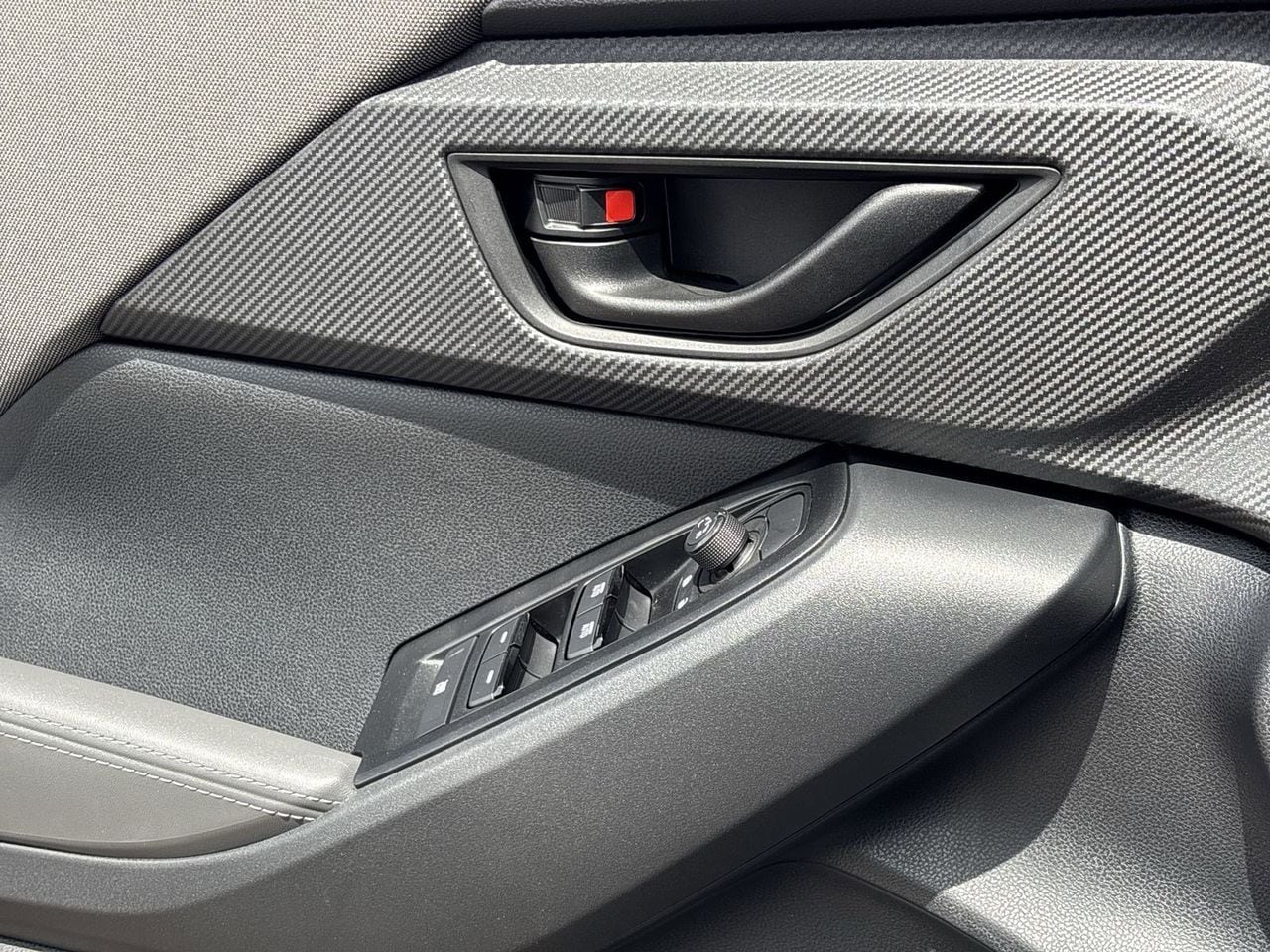 New 2026 Crystal White Pearl Subaru Premium image 17