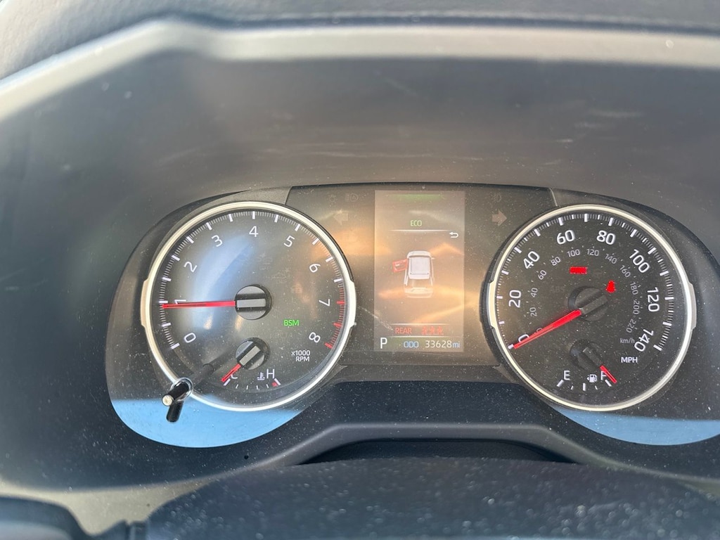 Used 2021 Toyota RAV4 XLE SUV