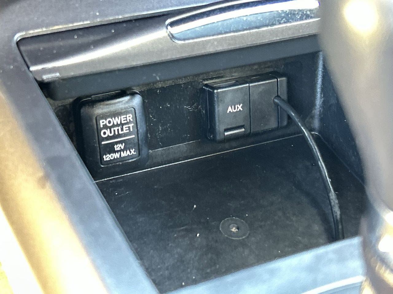 Used 2014 White Acura Technology Package image 27