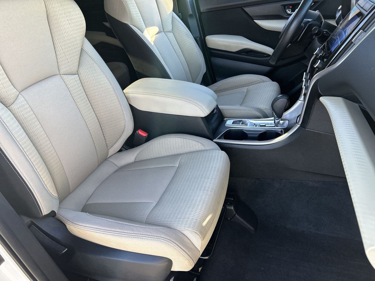 Used 2020 Crystal White Pearl Subaru Premium image 8