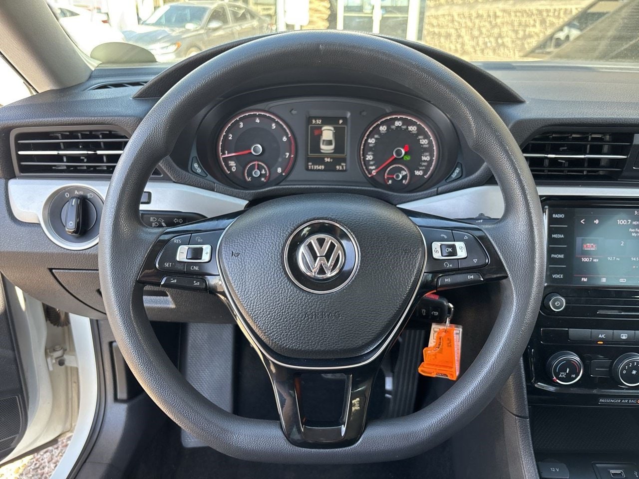 Used 2020 Pure White Volkswagen 2.0T S image 19