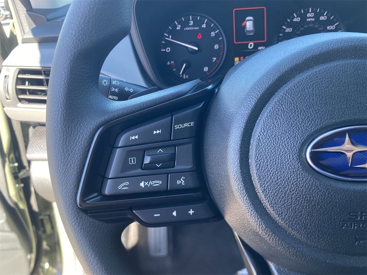 New 2026 Alpine Green Subaru Base image 19