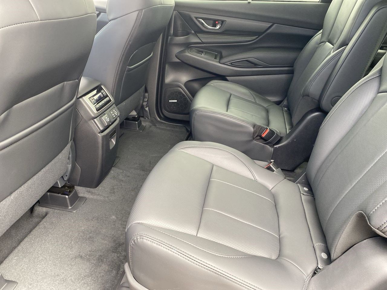 New 2026 Magnetite Gray Subaru Onyx Edition Touring 7-Passenger image 12