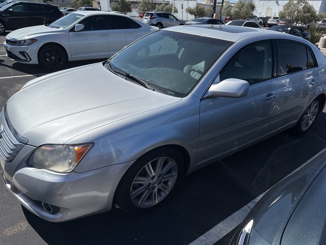 2008 Toyota Avalon Limited photo 3