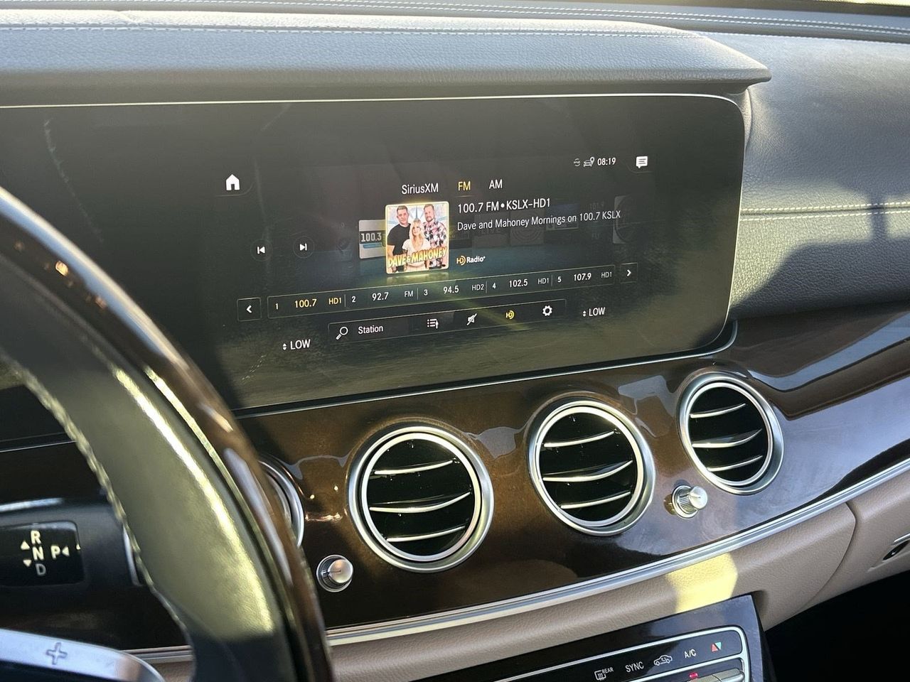 Used 2022 Obsidian Black Mercedes-Benz E 350 image 22