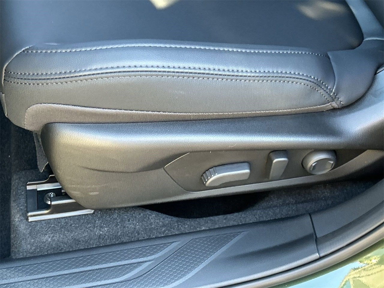 New 2026 Deep Emerald Green Pearl Subaru Premium image 16