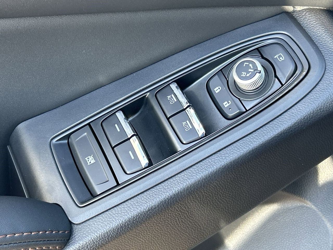 2026 Subaru Ascent Limited Bronze Edition - Photo 17