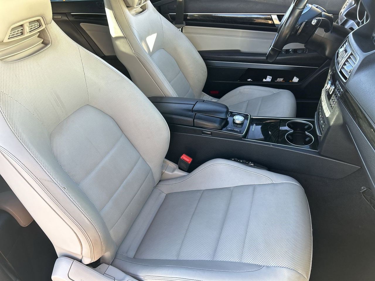 Used 2015 Designo Diamond White Metallic Mercedes-Benz E 550 image 7