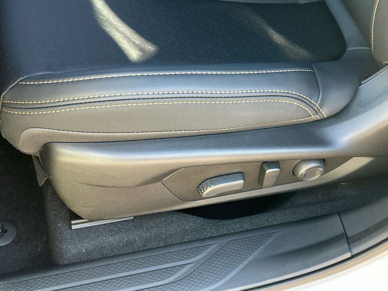 New 2026 Crystal White Pearl Subaru Wilderness image 16