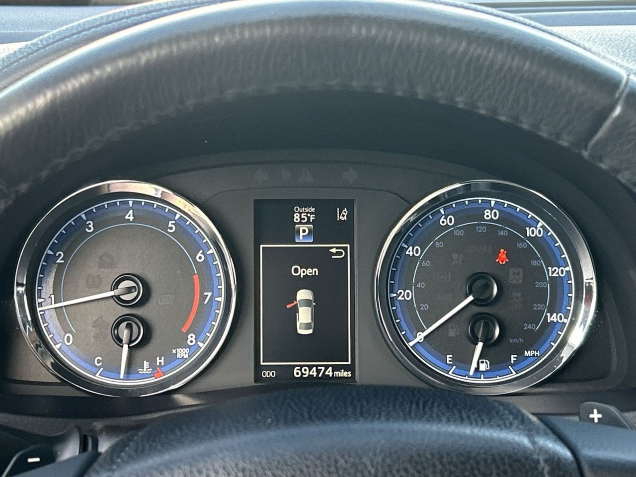 Used 2018 Slate Metallic Toyota SE image 28