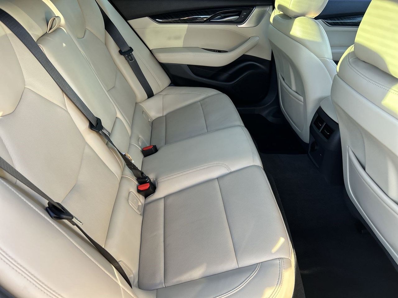 Used 2021 Infrared Tintcoat Cadillac Premium Luxury image 10