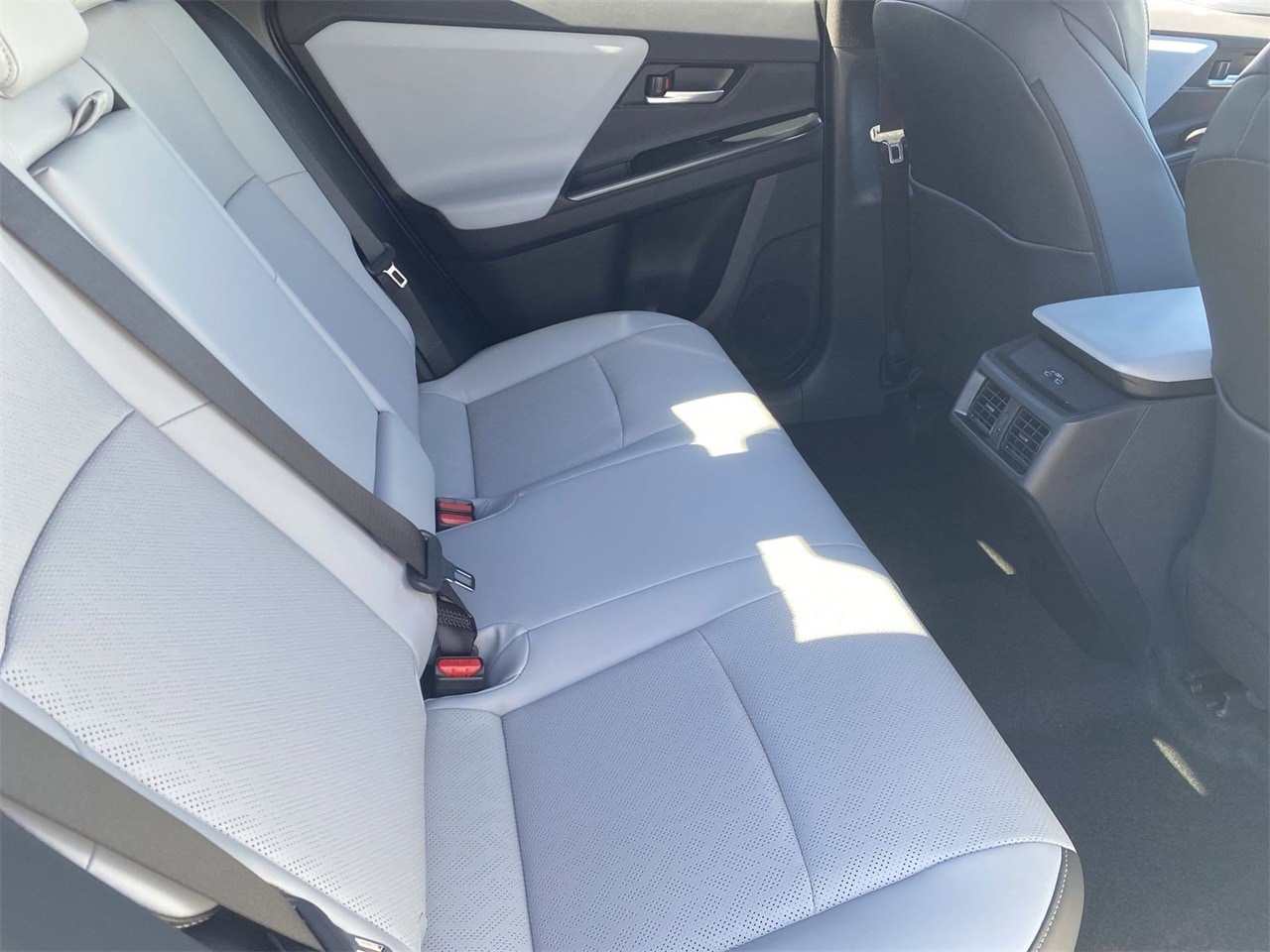 New 2026 Cosmic White Pearl Subaru Premium image 9