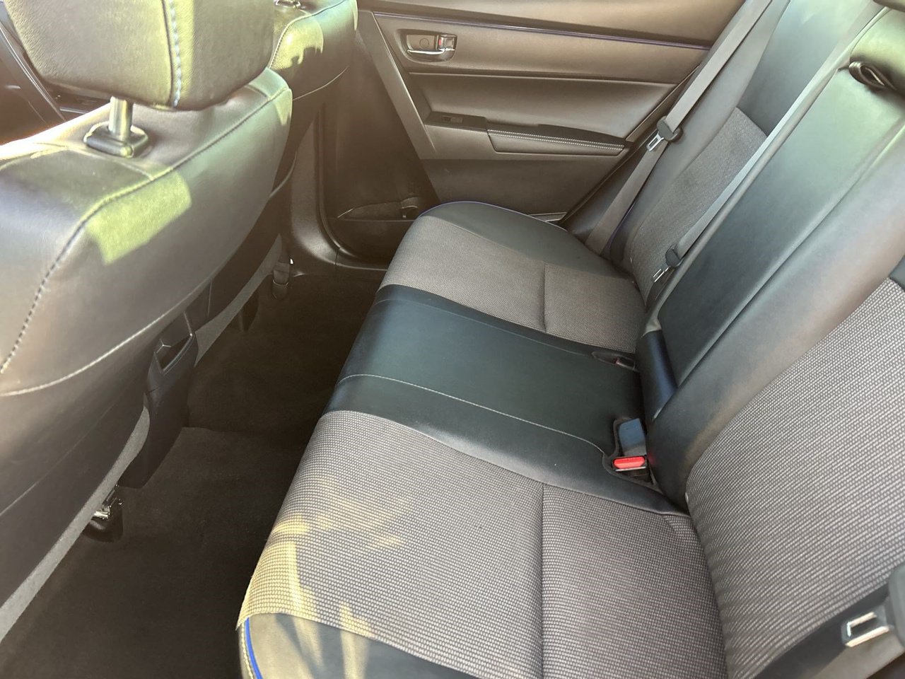 Used 2018 Slate Metallic Toyota SE image 14