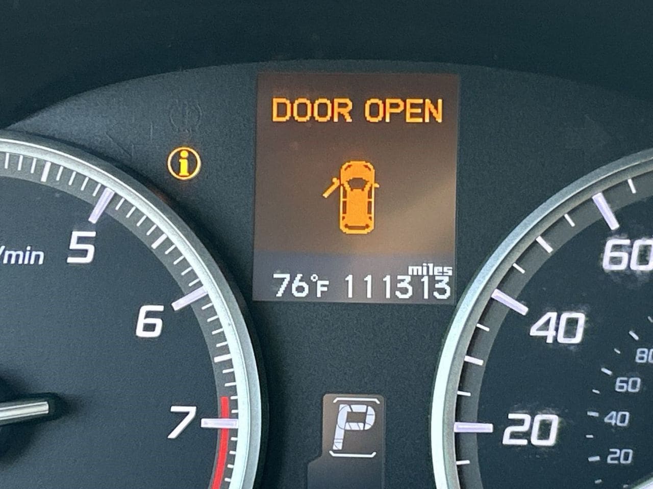 Used 2014 White Acura Technology Package image 30