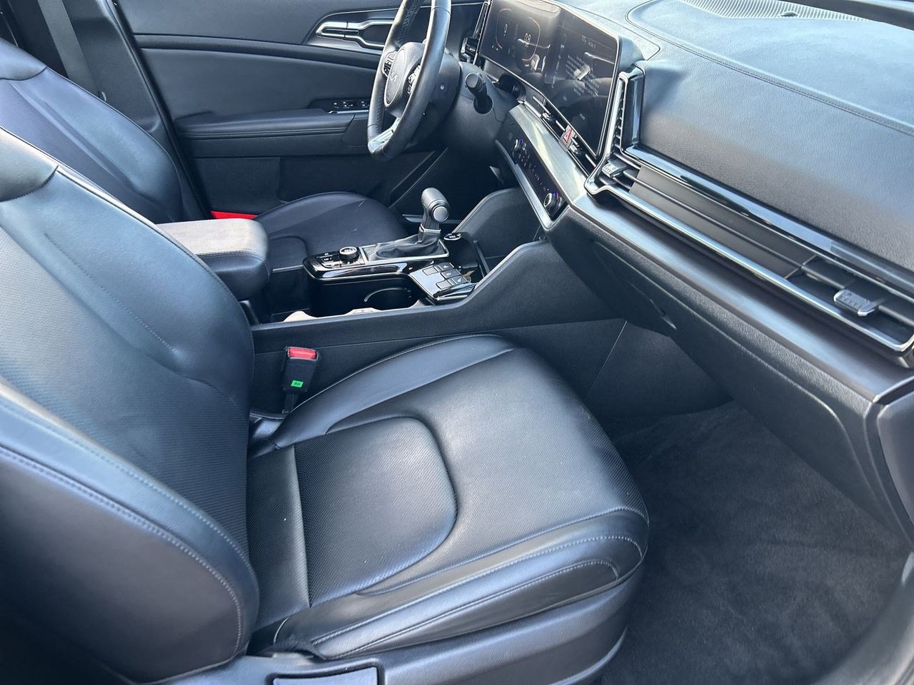 Used 2023 Ebony Black Kia EX image 9