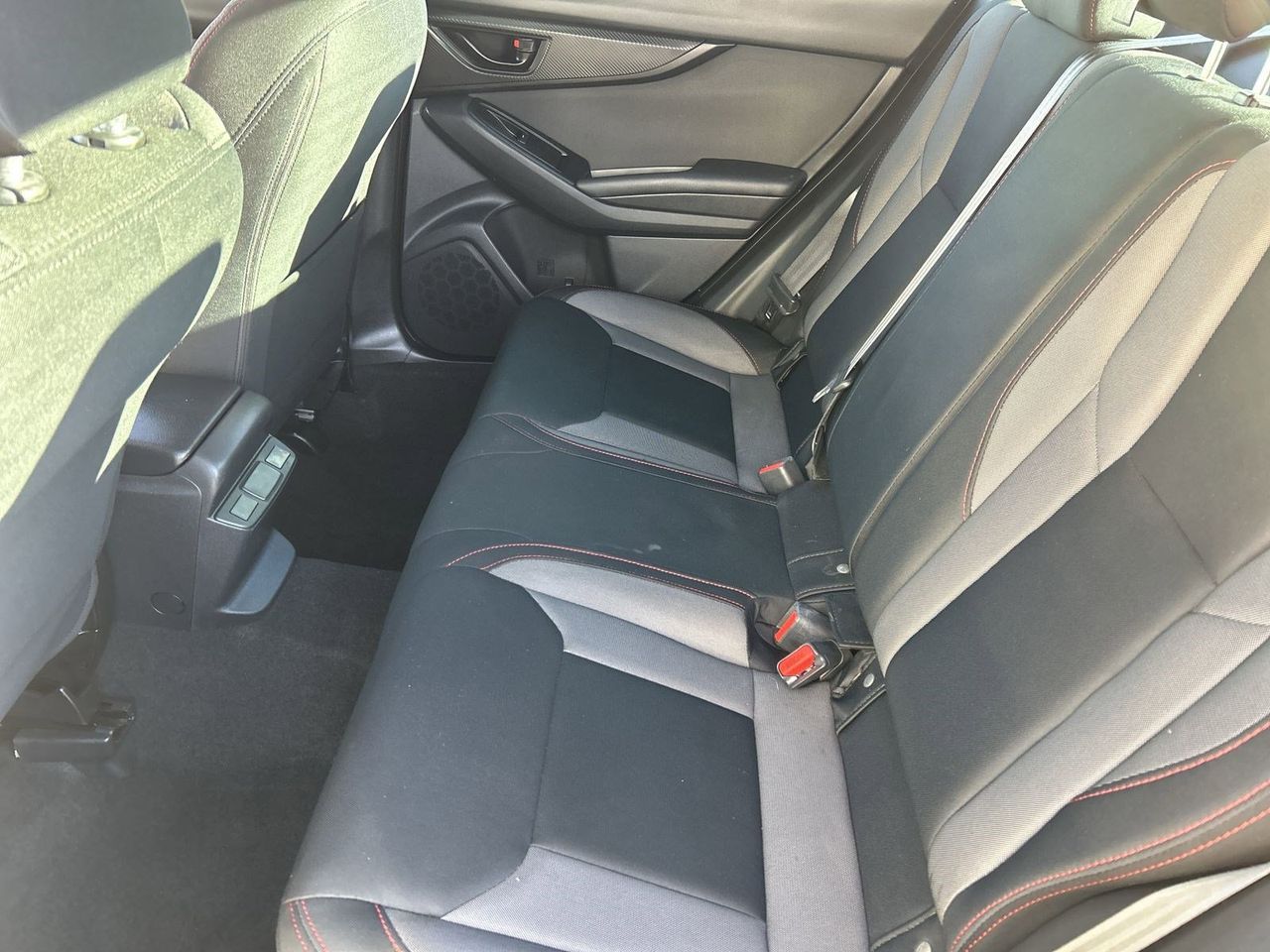 Used 2022 Ceramic White Subaru Base image 14