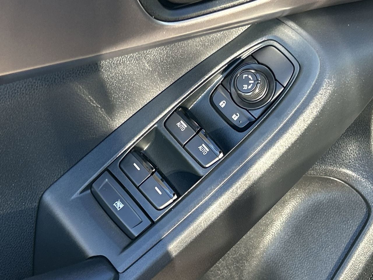 Used 2025 Crystal Black Silica Subaru Sport image 18