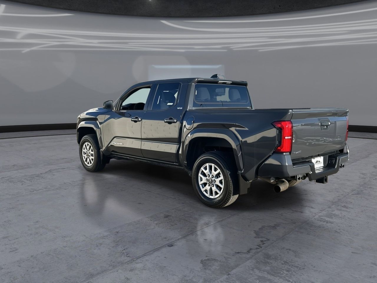 Used 2024 Underground Toyota SR5 image 4