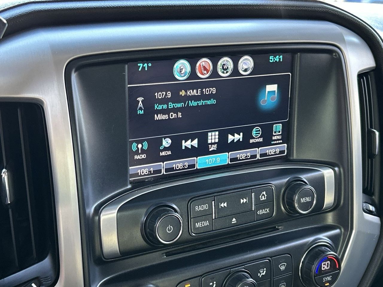 2018 GMC Sierra 1500 SLE - Photo 23