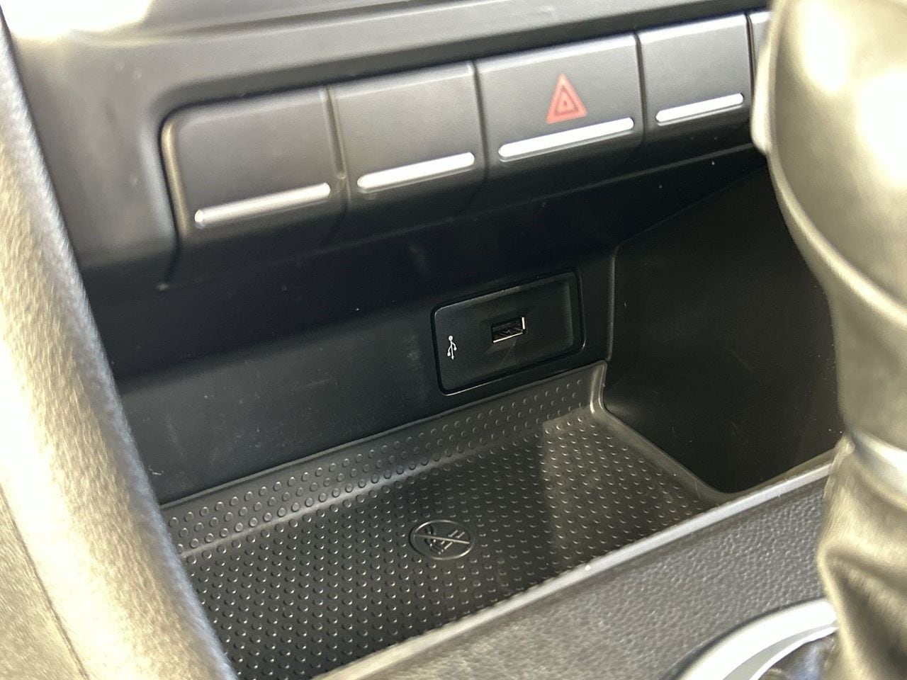 Used 2019 Silk Blue Metallic Volkswagen 2.0T S image 24