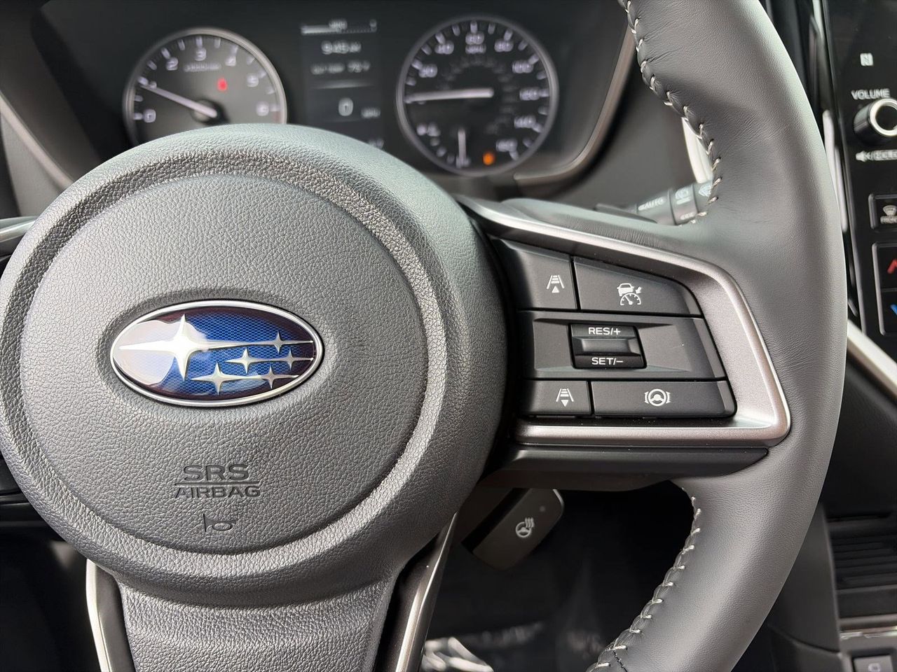 New 2026 Crystal White Pearl Subaru Touring 7-Passenger image 22