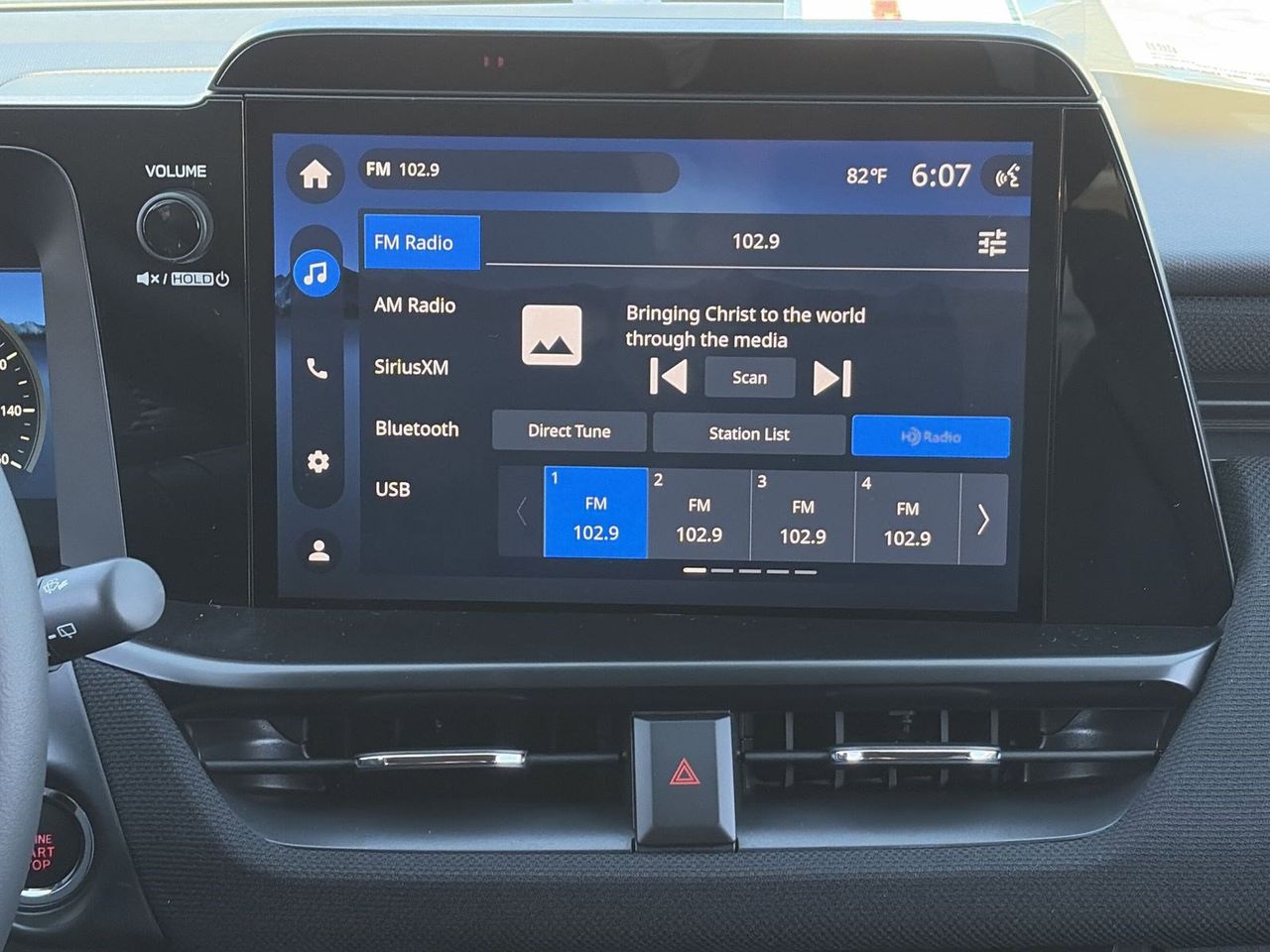 New 2026 Ice Silver Subaru Premium image 21