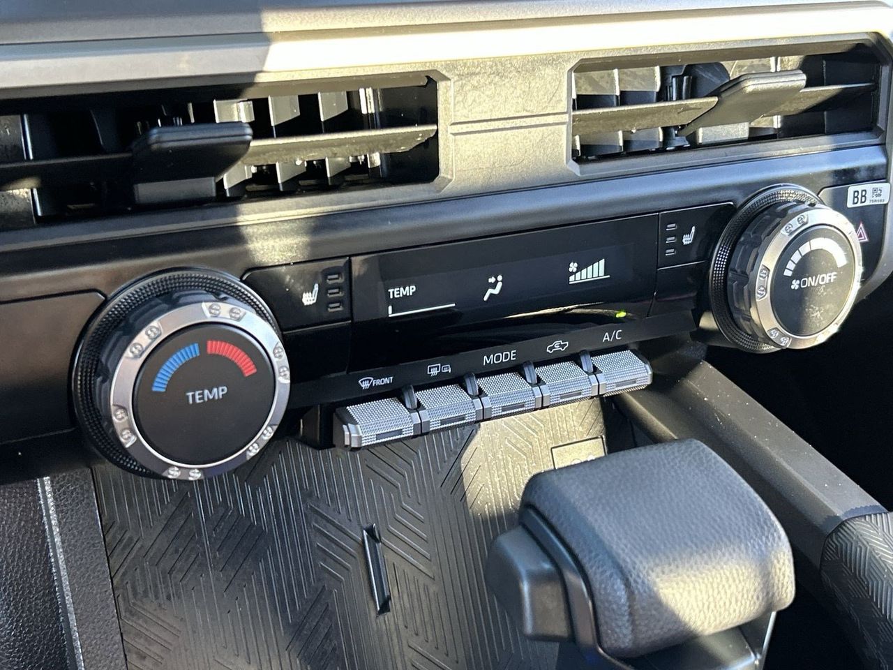 Used 2024 Underground Toyota SR5 image 24