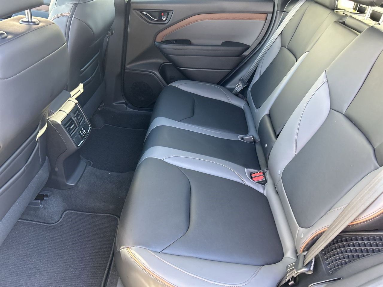 New 2026 River Rock Pearl Subaru Sport Hybrid image 13