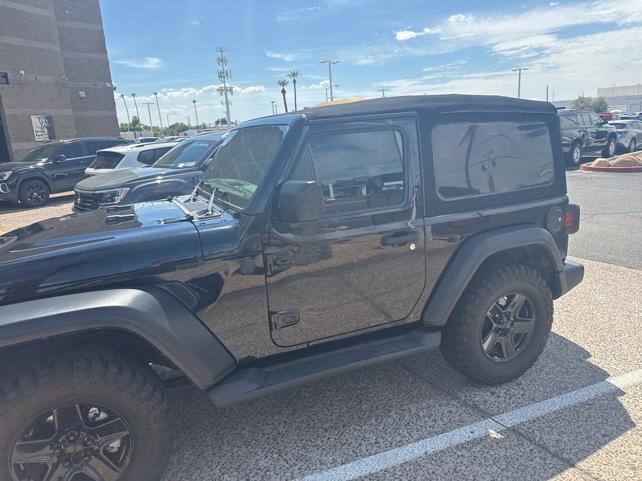 2020 Jeep Wrangler Sport S photo 3