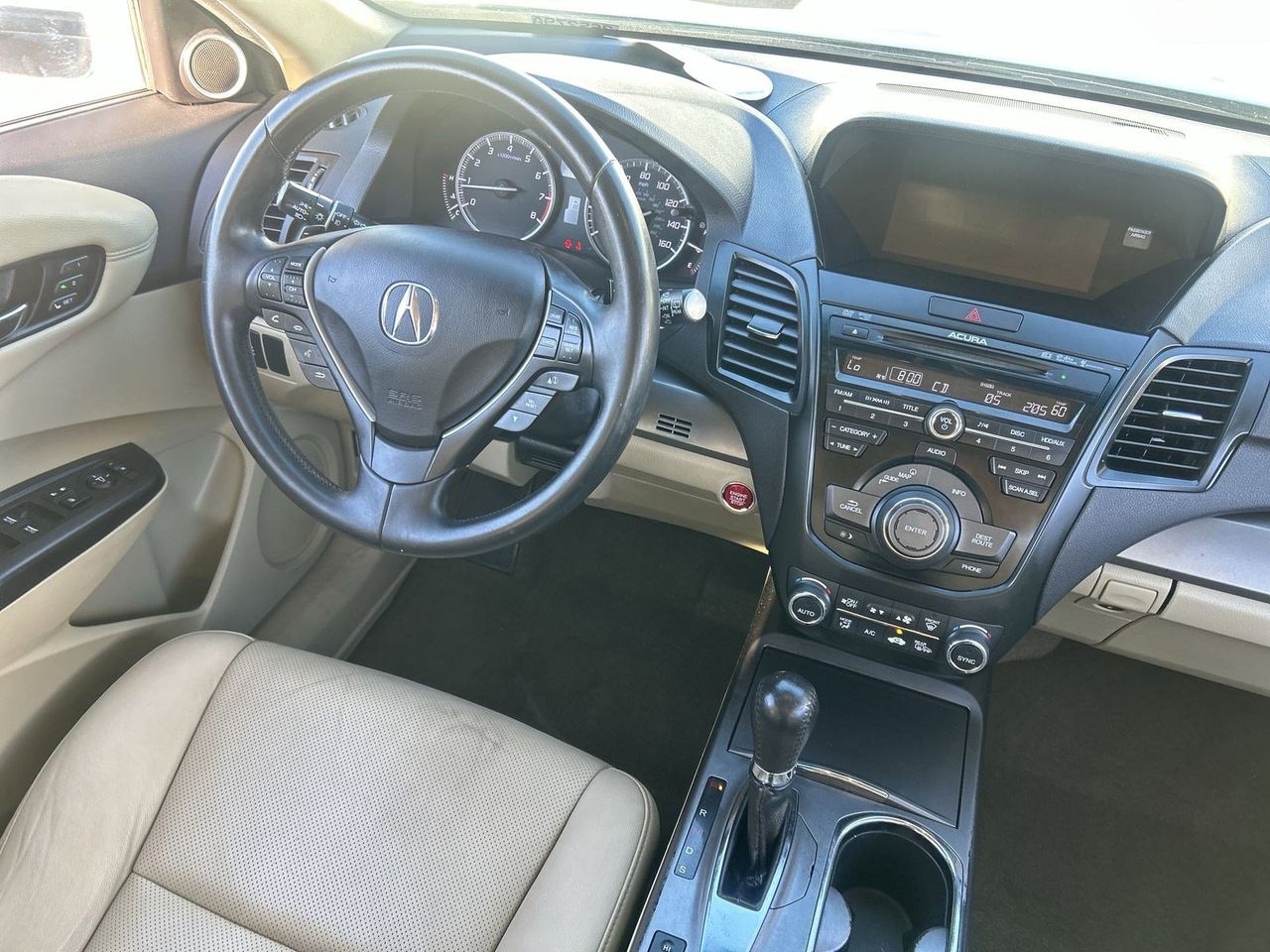 Used 2014 White Acura Technology Package image 11