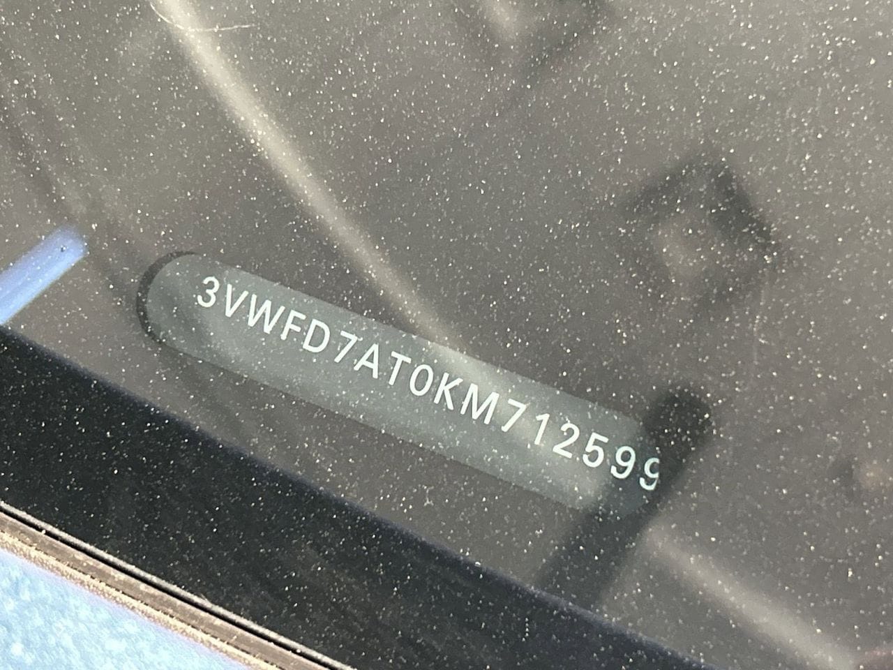 Used 2019 Silk Blue Metallic Volkswagen 2.0T S image 28