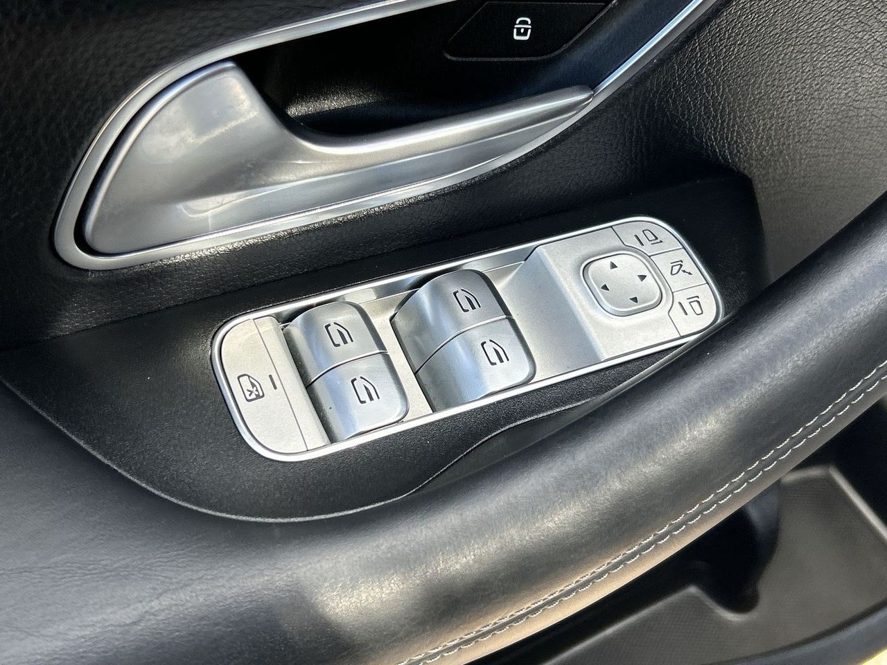 Used 2021 Selenite Gray Metallic Mercedes-Benz GLE 53 AMGÂ® image 18