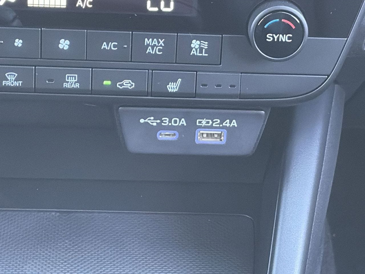 New 2026 Ice Silver Subaru Premium image 24