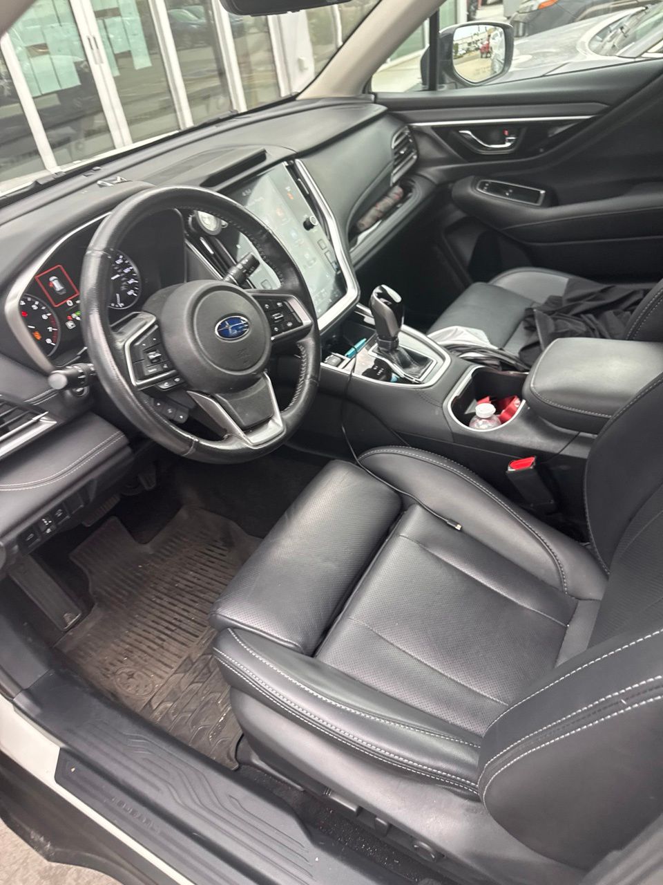 Used 2022 Crystal White Pearl Subaru Limited image 2