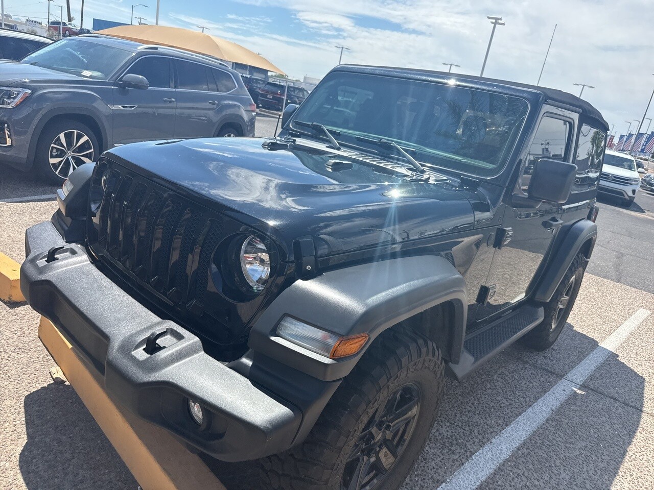 2020 Jeep Wrangler Sport S photo 2