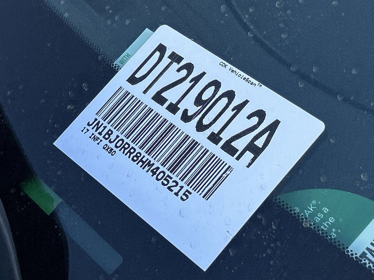 Used 2017 Black Obsidian INFINITI Base image 32