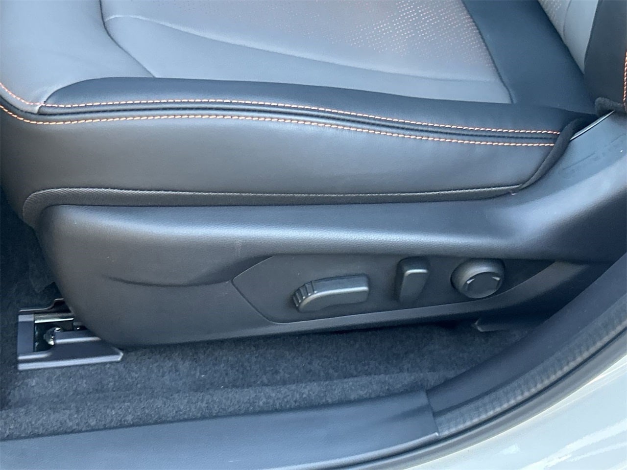 New 2026 Crystal White Pearl Subaru Limited image 16