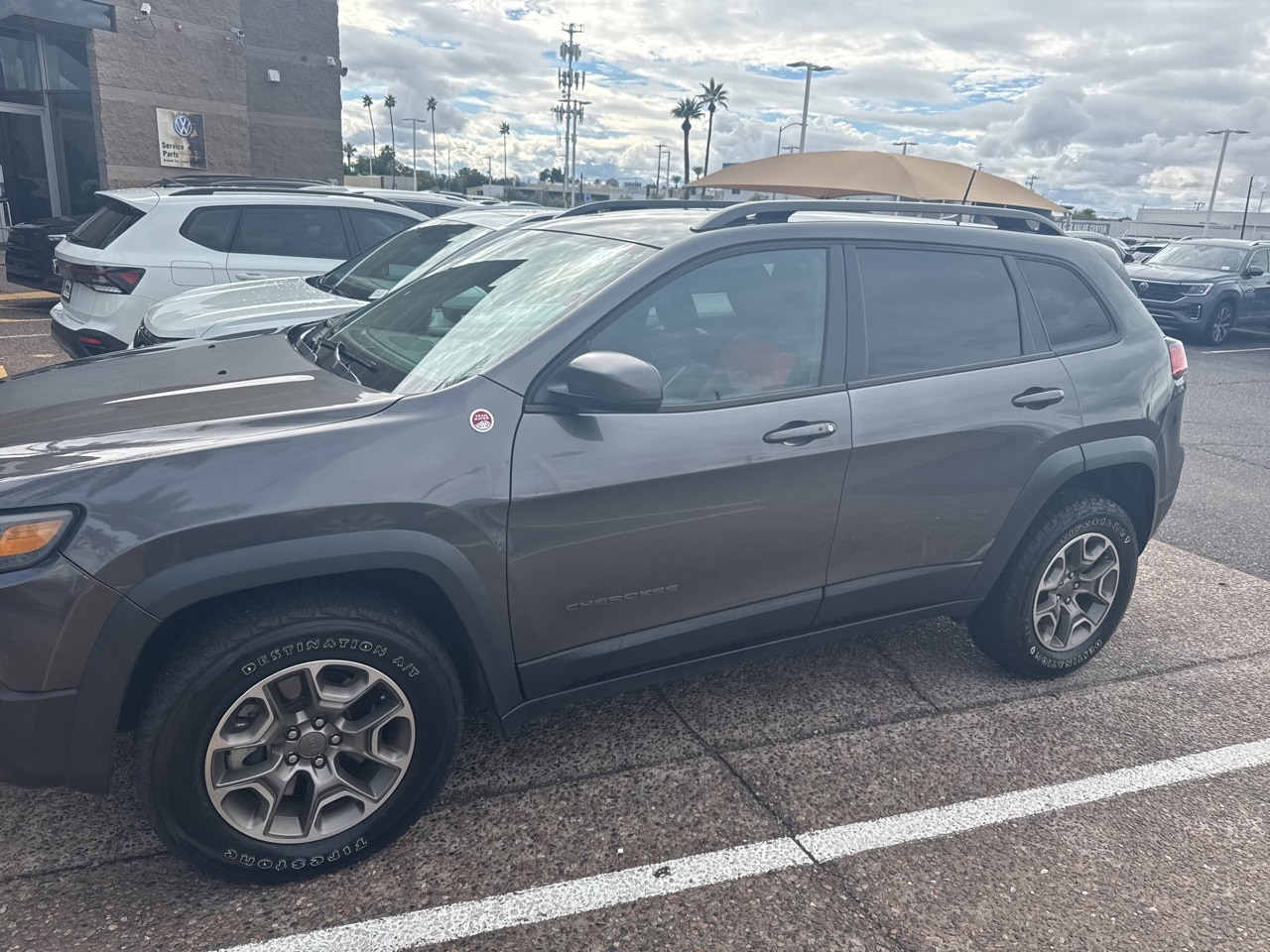 2021 Jeep Cherokee Trailhawk photo 3