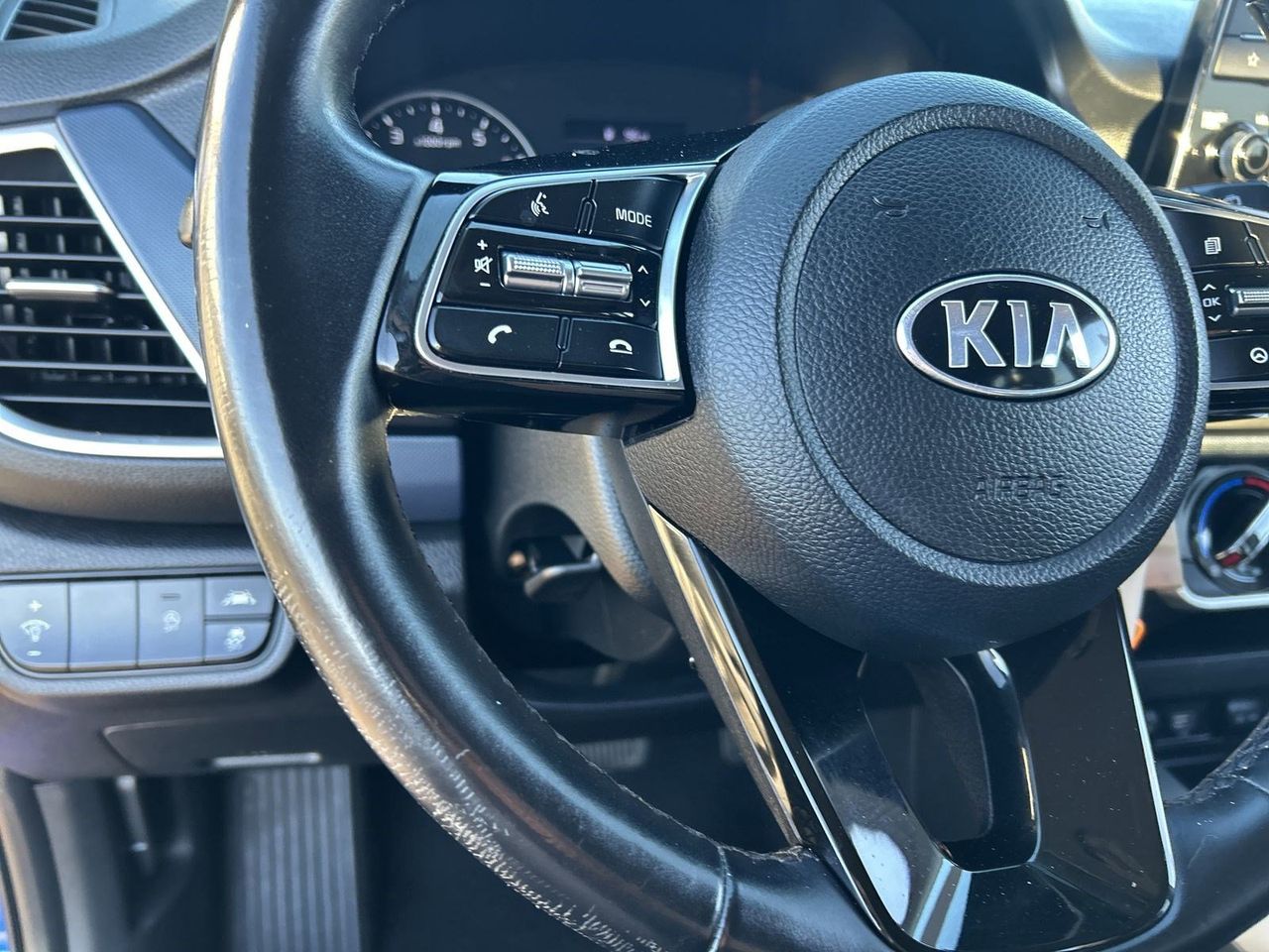 Used 2021 Neptune Blue Kia S image 20