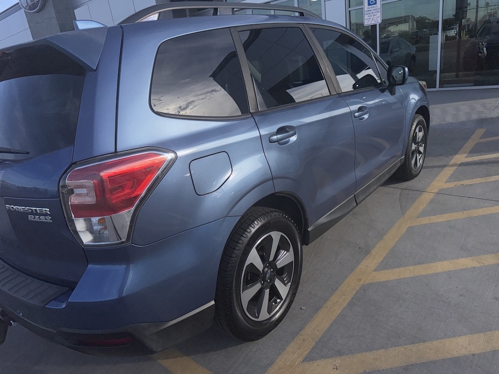 Used 2017 Subaru Forester 2.5i Premium SUV