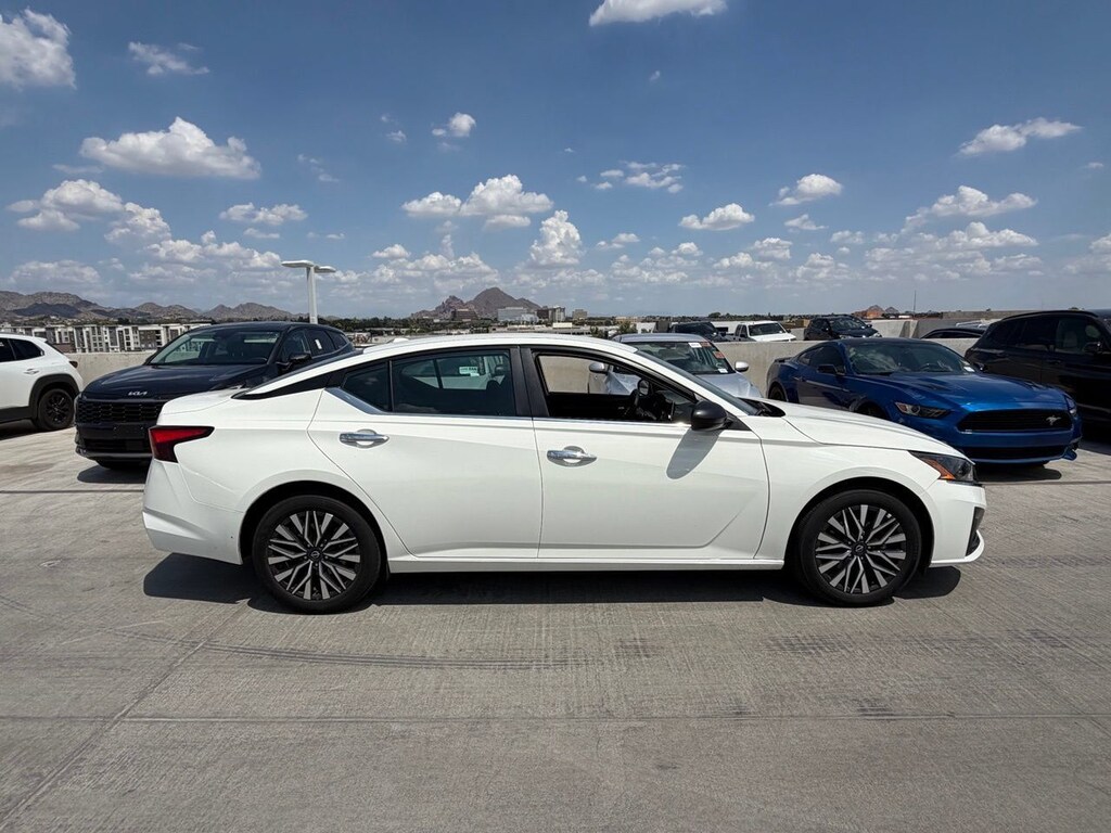 Used 2025 Nissan
