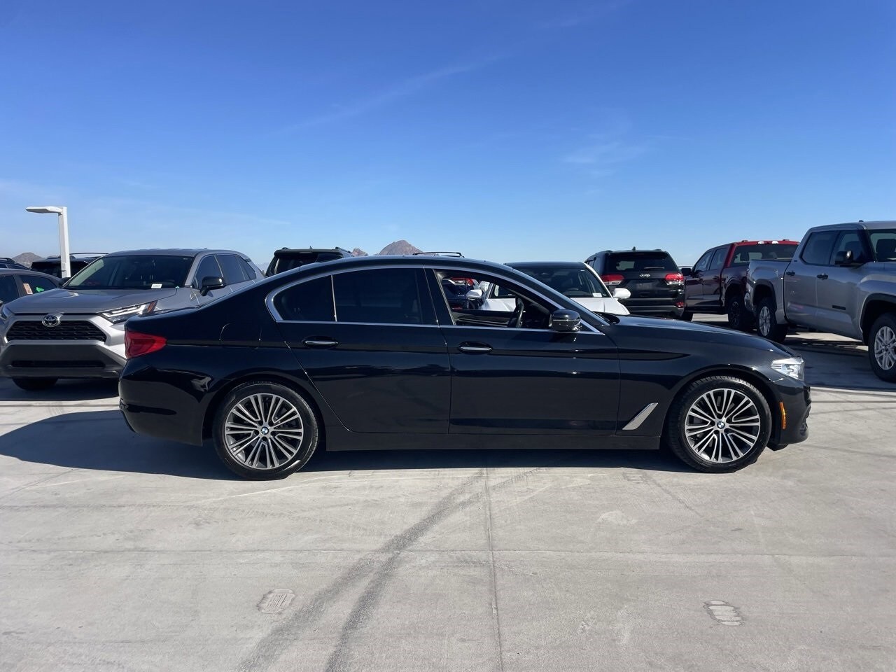 2018 Bmw 530i 5-Series photo 3