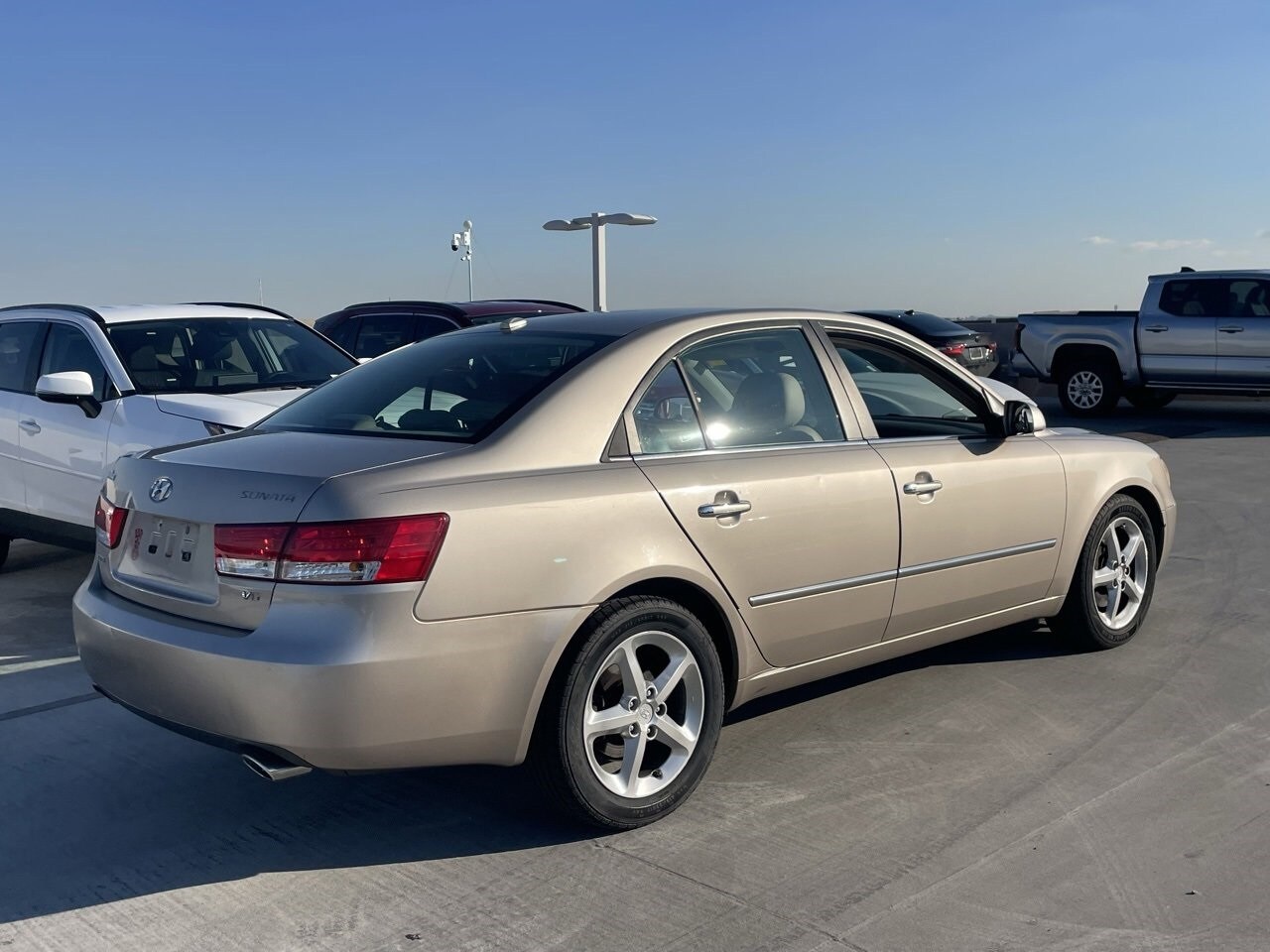 2008 Hyundai Sonata GLS photo 2