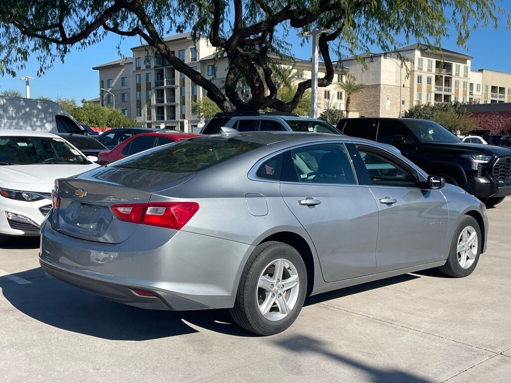 Used 2024 Chevrolet Malibu LT Sedan