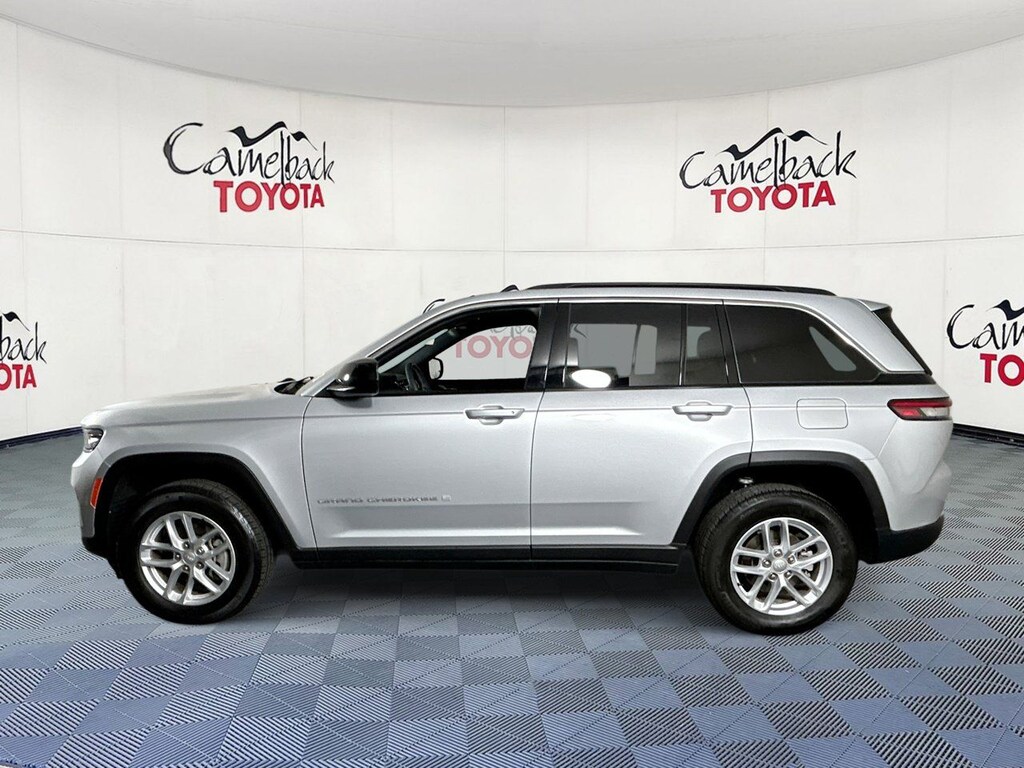 Used 2025 Jeep Grand Cherokee Laredo X SUV