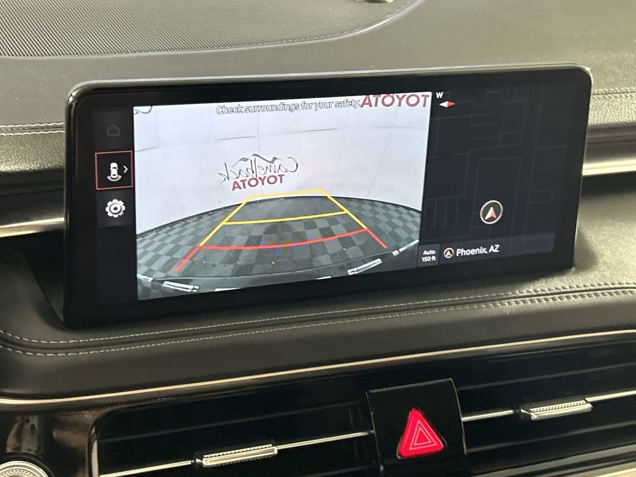 2025 GENESIS G70 Standard - Photo 17