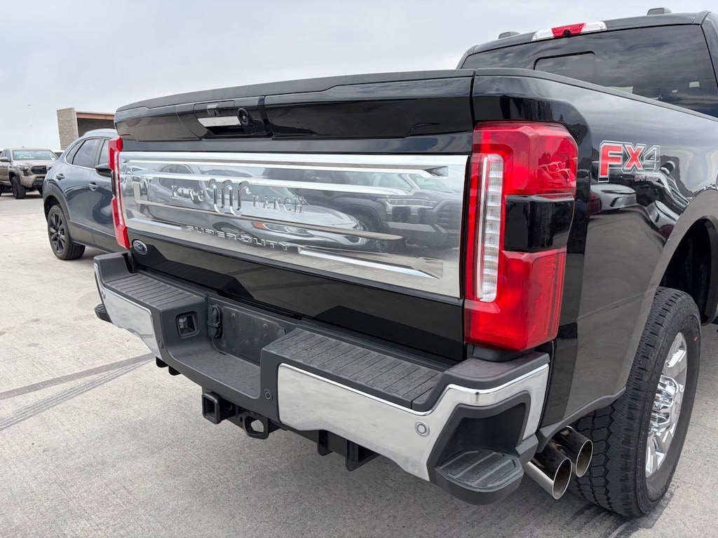 Used 2024 Ford F-250SD King Ranch Truck Crew Cab