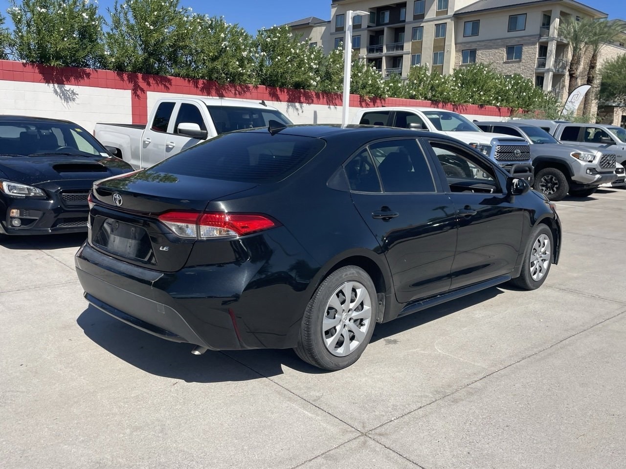 2022 Toyota Corolla LE photo 2