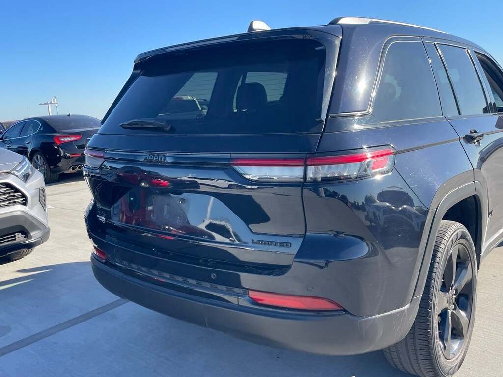 Used 2024 Jeep Grand Cherokee Limited SUV